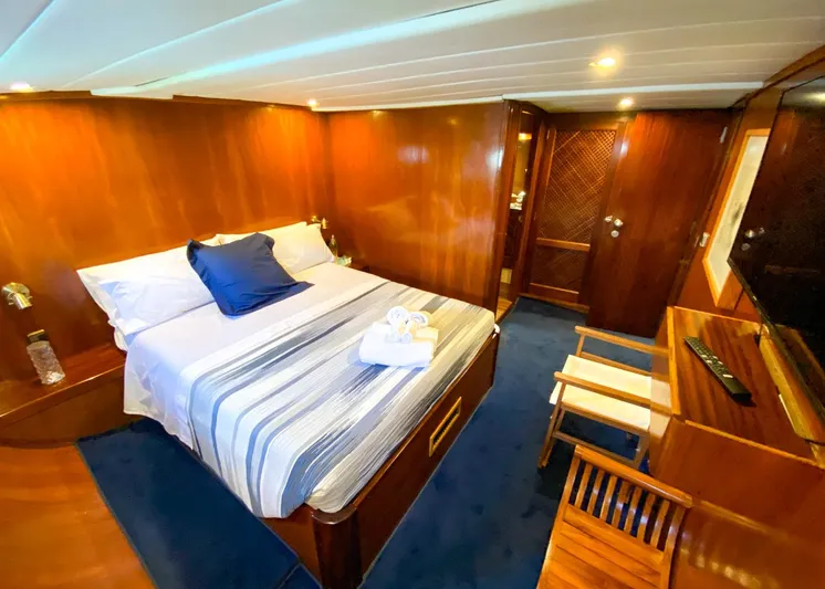  Yacht Photos Pics Cinna La Spezia L23