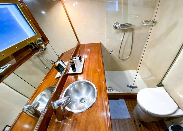  Yacht Photos Pics Cinna La Spezia L23