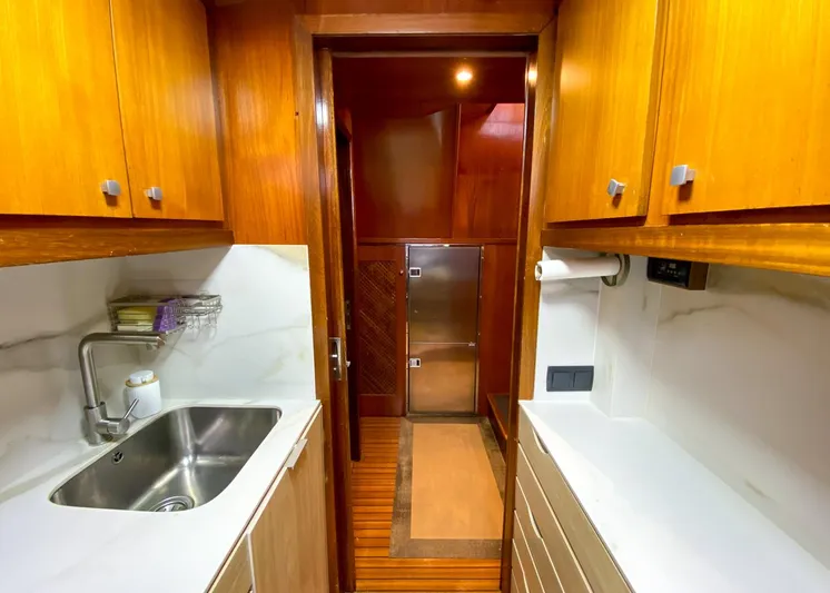  Yacht Photos Pics Cinna La Spezia L23