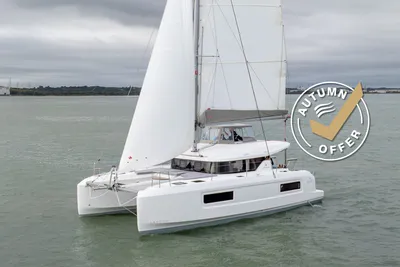 2025 Lagoon 38