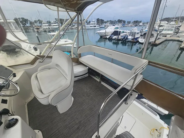 Latitude 33 Yacht Photos Pics 