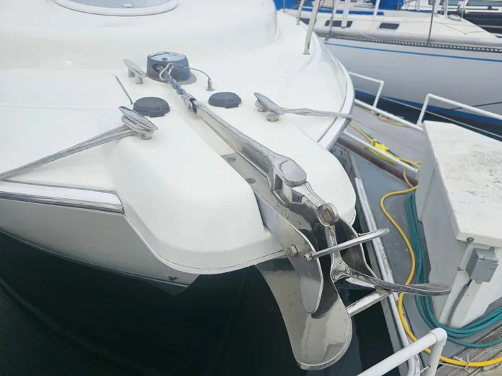 Latitude 33 Yacht Photos Pics 