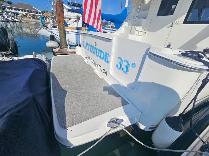 Latitude 33 Yacht Photos Pics 