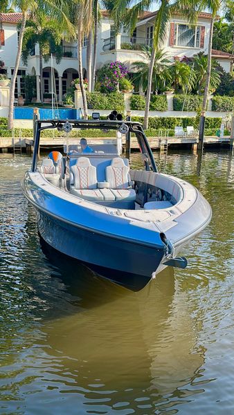 2022 Midnight Express 37 Open