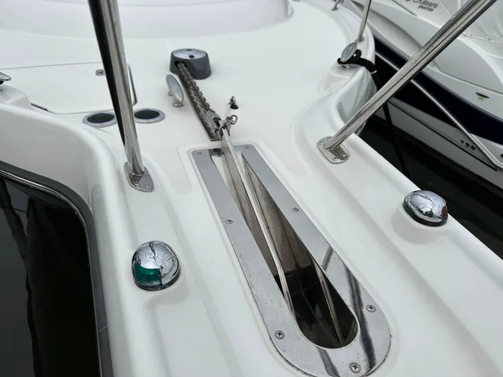  Yacht Photos Pics Stainless Anchor, Roller, Windlass