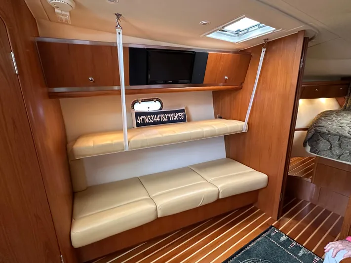  Yacht Photos Pics Port Salon Converted to bunks