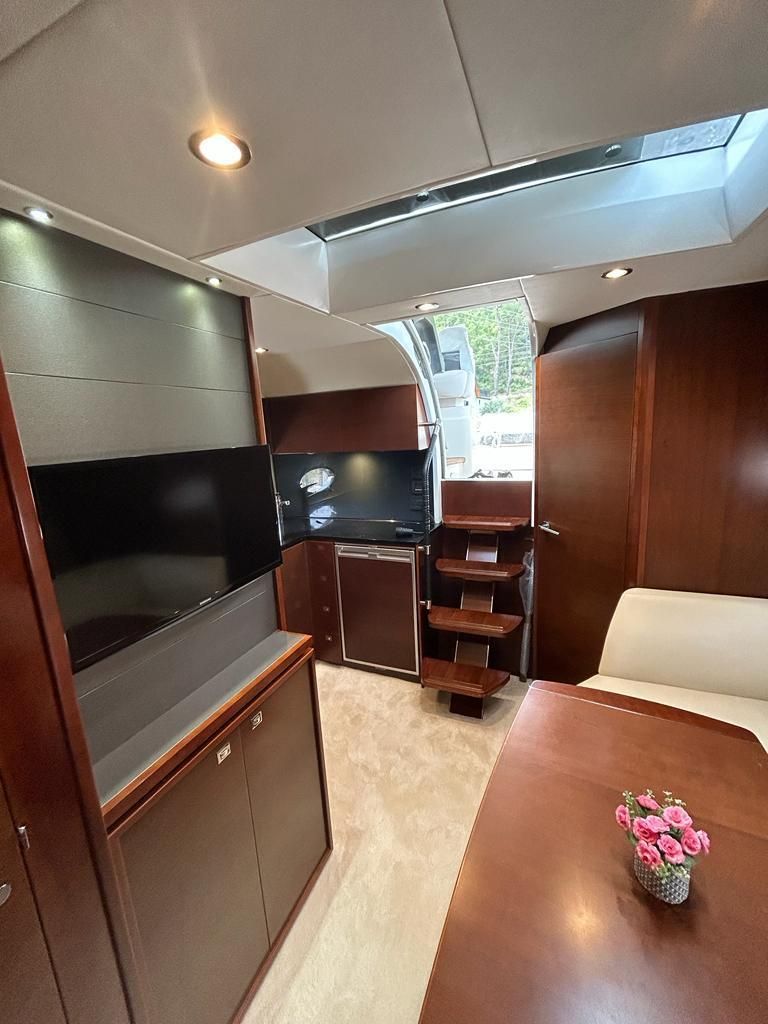 2009 Atlantis 54 