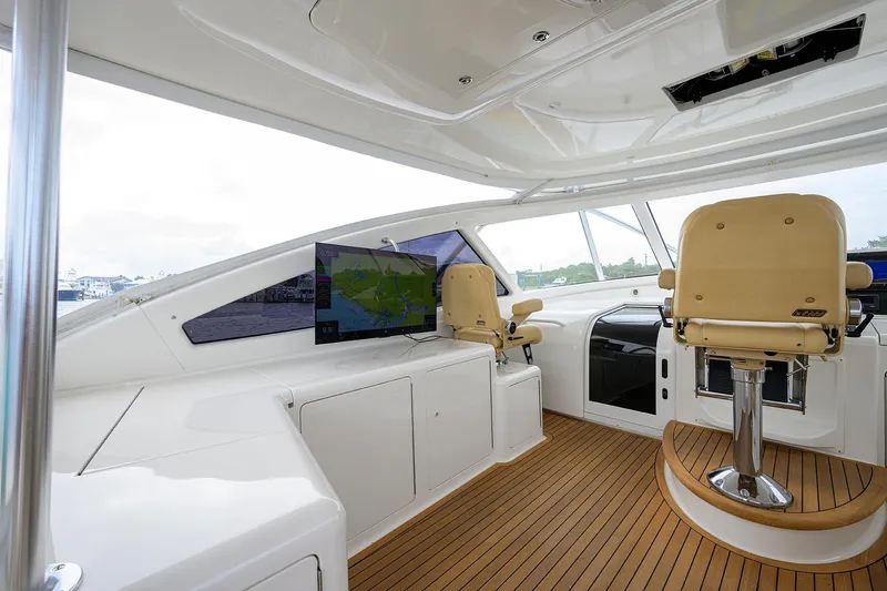 R&r Yacht Photos Pics Viking 52 R&R - Exterior Helm