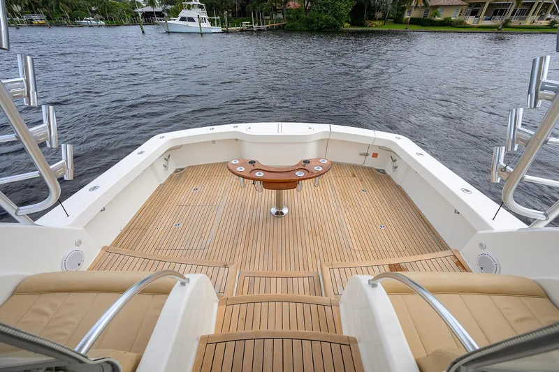 R&r Yacht Photos Pics Viking 52 R&R - Exterior Cockpit