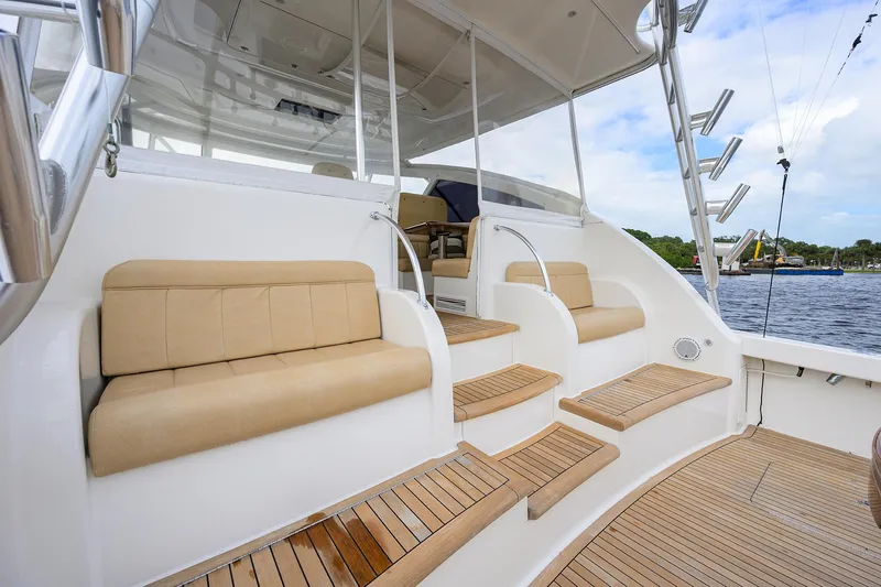 R&r Yacht Photos Pics Viking 52 R&R - Exterior Cockpit