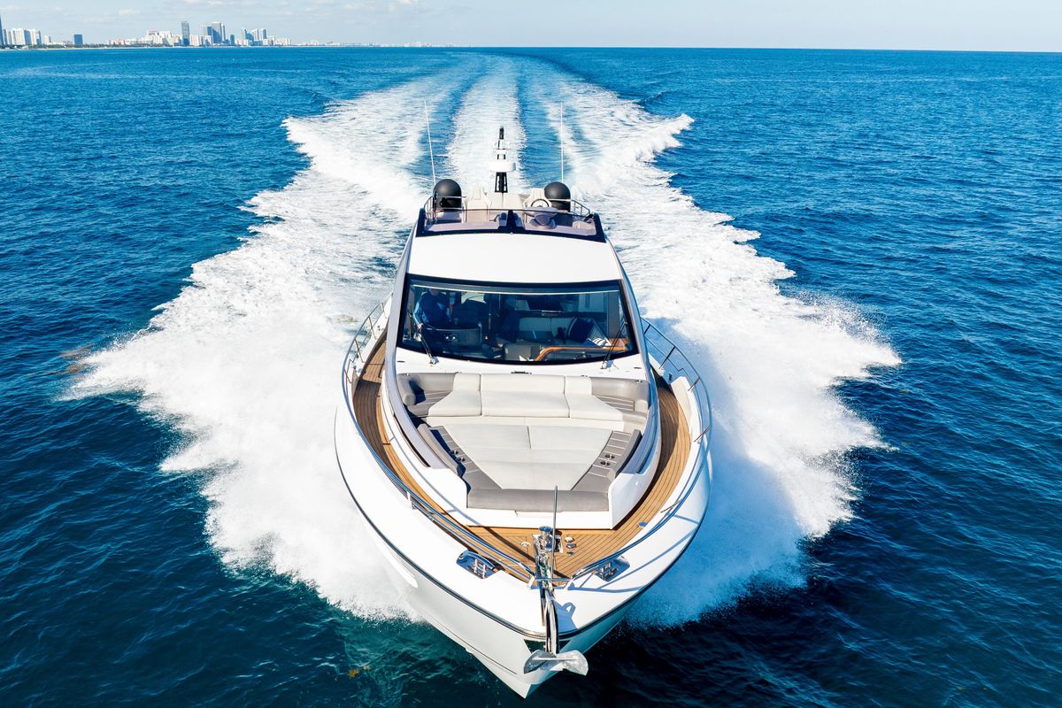 2022 Sunseeker 65 