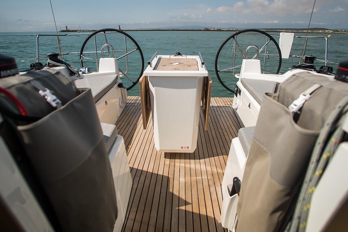 2026 Beneteau 42 