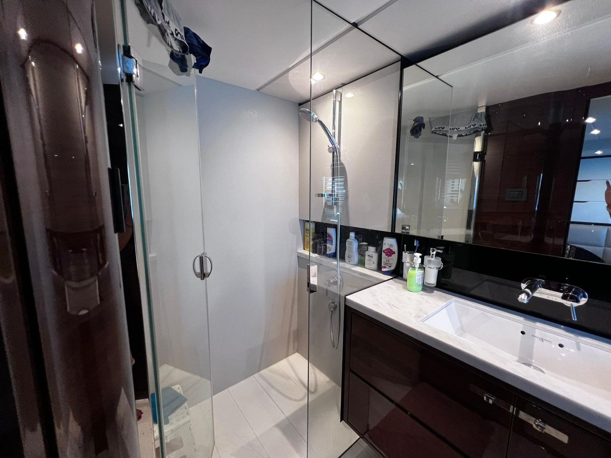 2017 Princess 68 