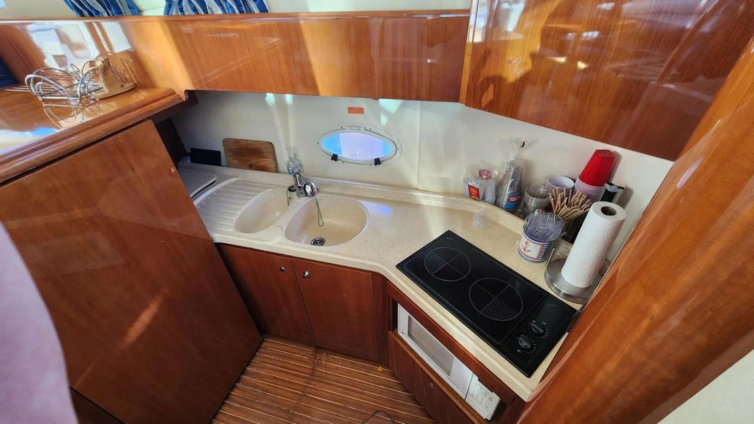 2004 Azimut 40 FLY