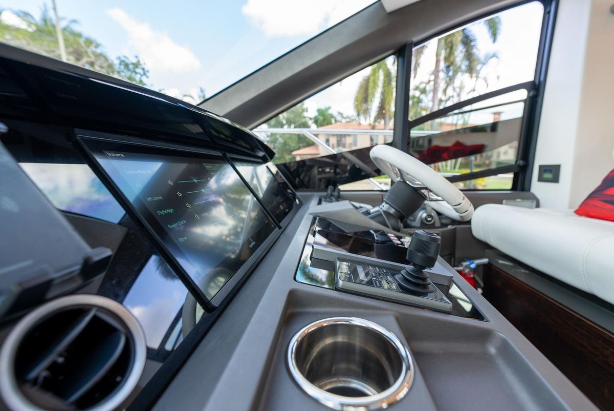 2023 Sunseeker 55 