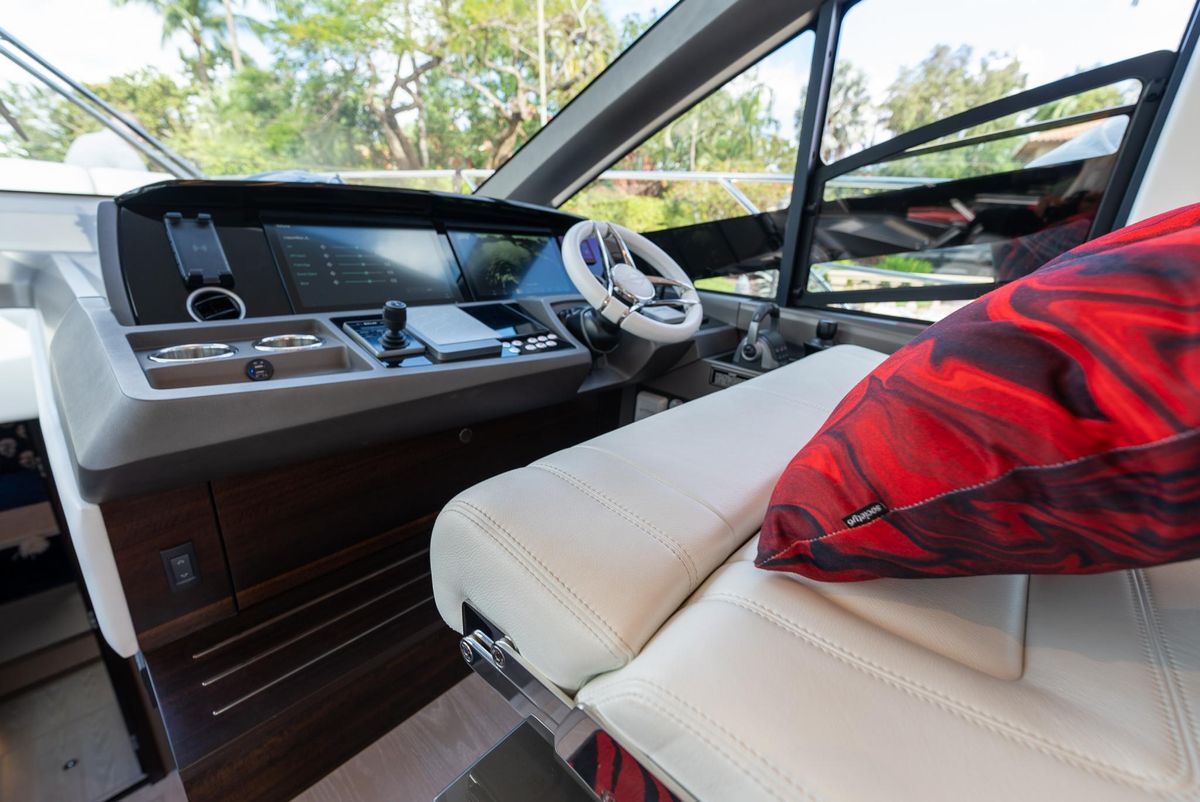 2023 Sunseeker 55 