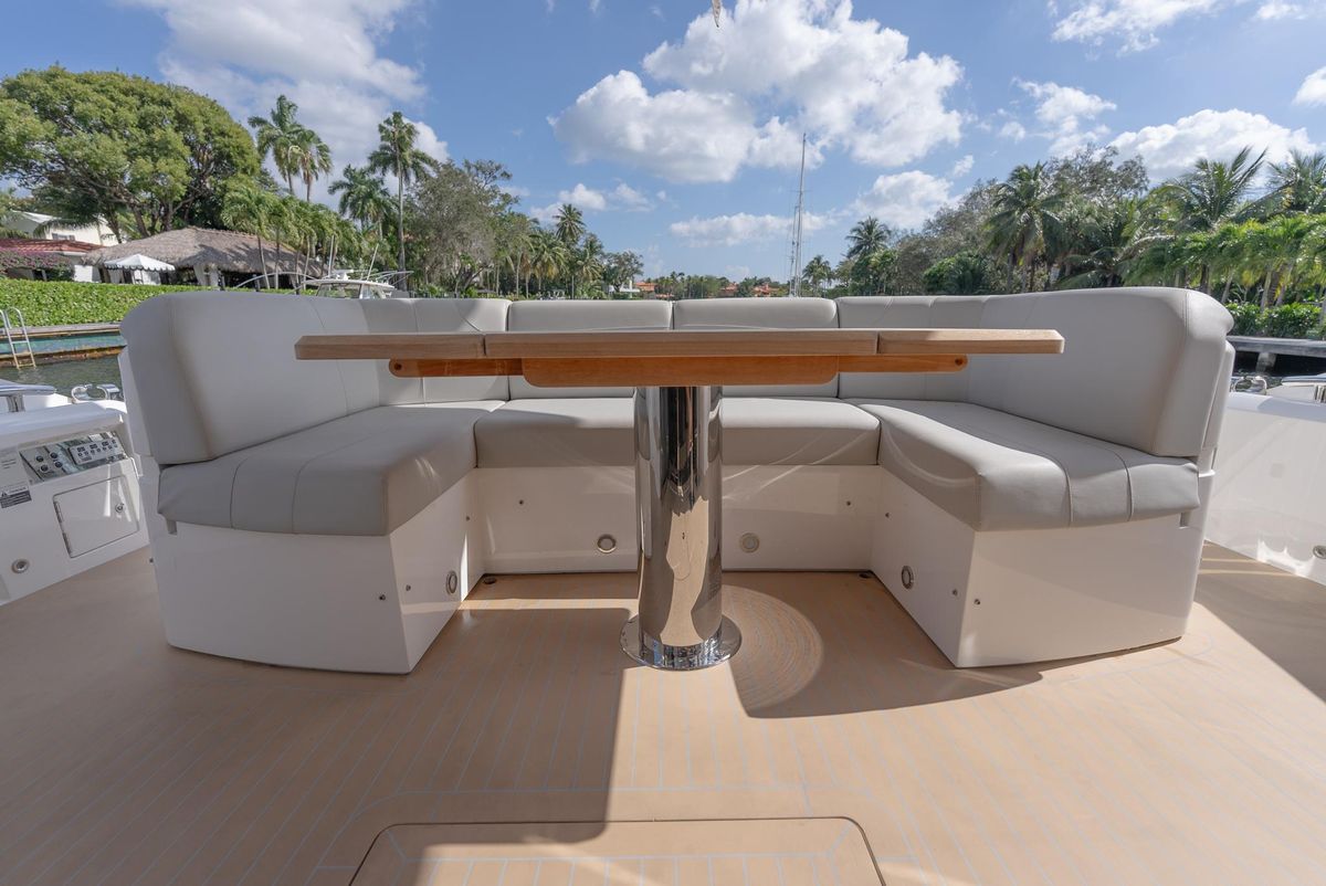 2023 Sunseeker 55 