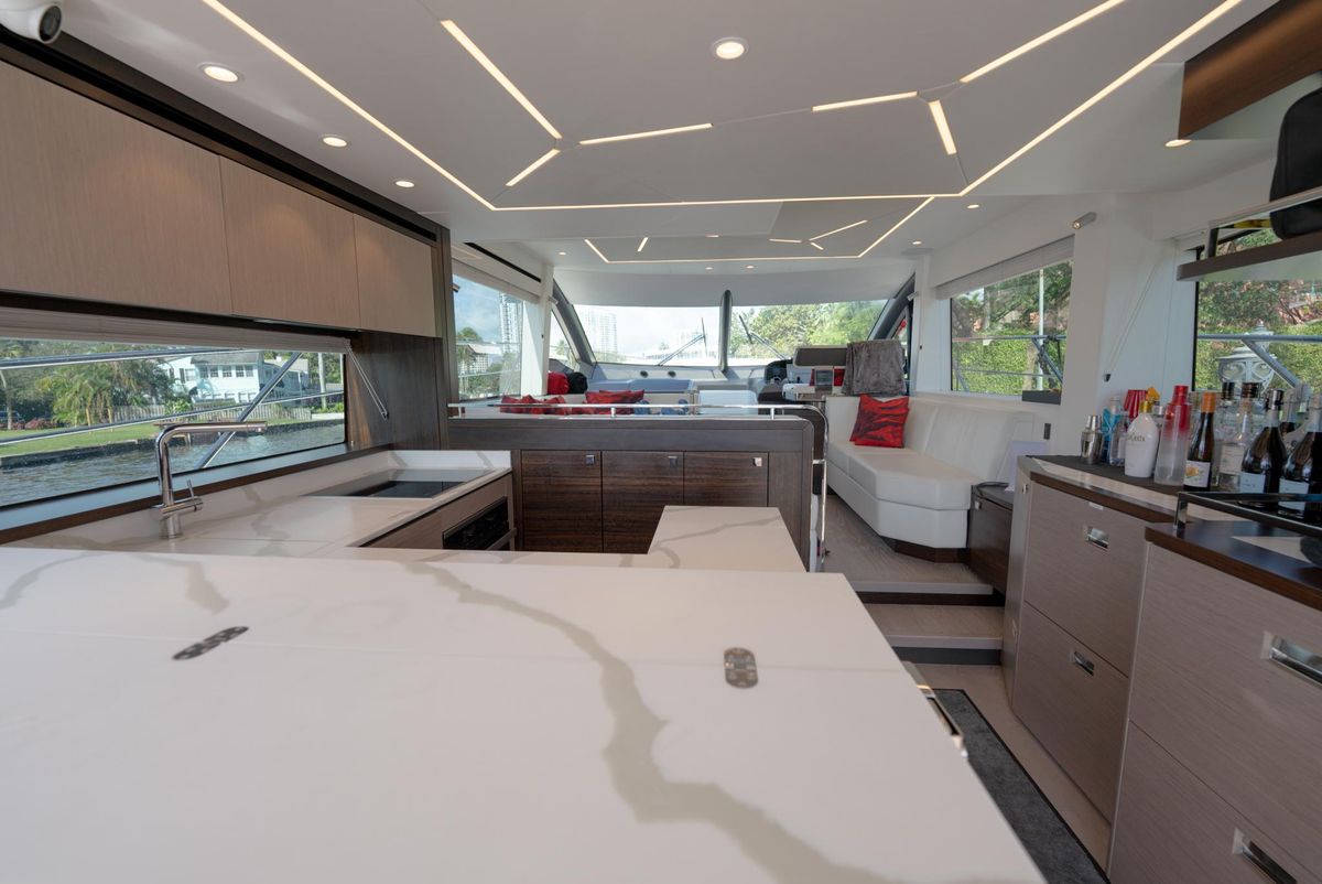 2023 Sunseeker 55 