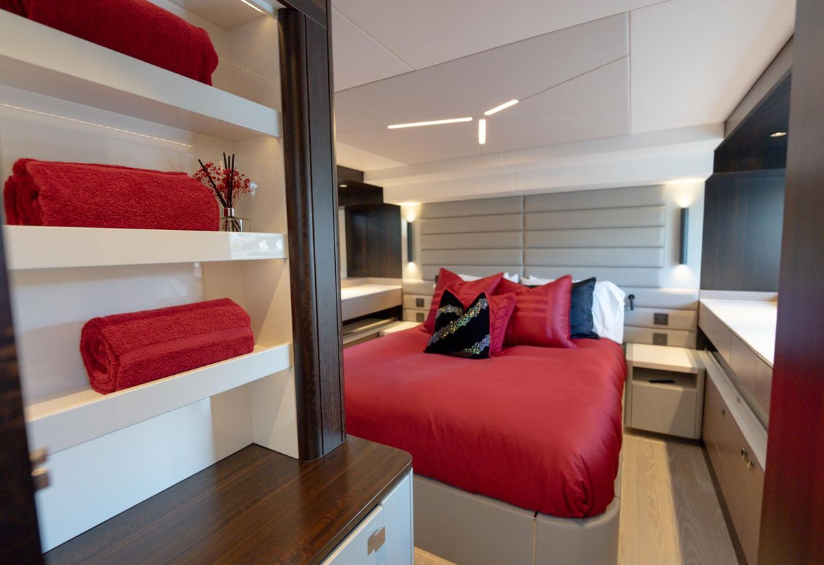 2023 Sunseeker 55 