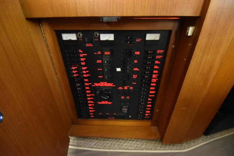 Open Wide Yacht Photos Pics 