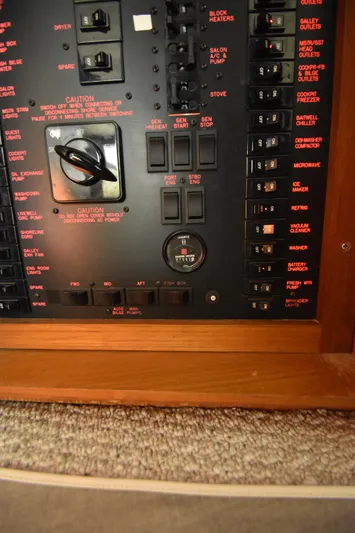 Open Wide Yacht Photos Pics 