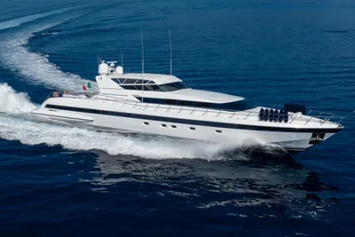 1999 Mangusta 105 Sport