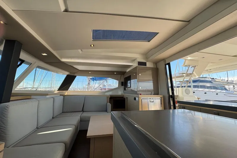 Astr&Eacute;a 42 Yacht Photos Pics Astr&eacute;a 42 - Carr&eacute;