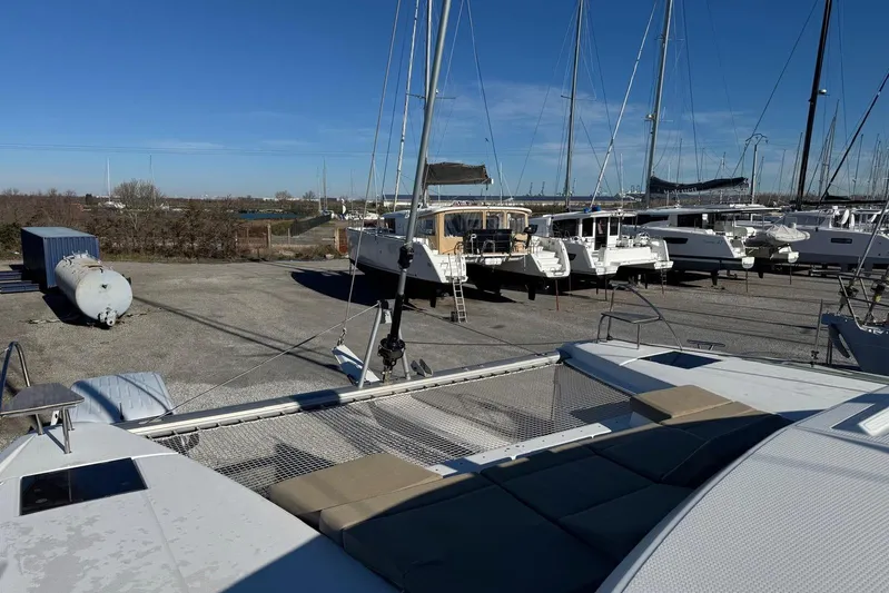 Astr&Eacute;a 42 Yacht Photos Pics Astr&eacute;a 42 - Cockpit avant