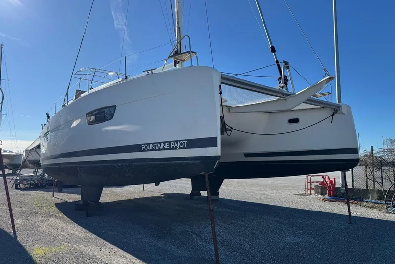 Astr&Eacute;a 42 Yacht Photos Pics Astr&eacute;a 42 - Ext&eacute;rieur