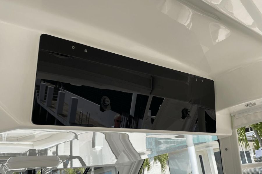 2020 Boston Whaler 420 Outrage