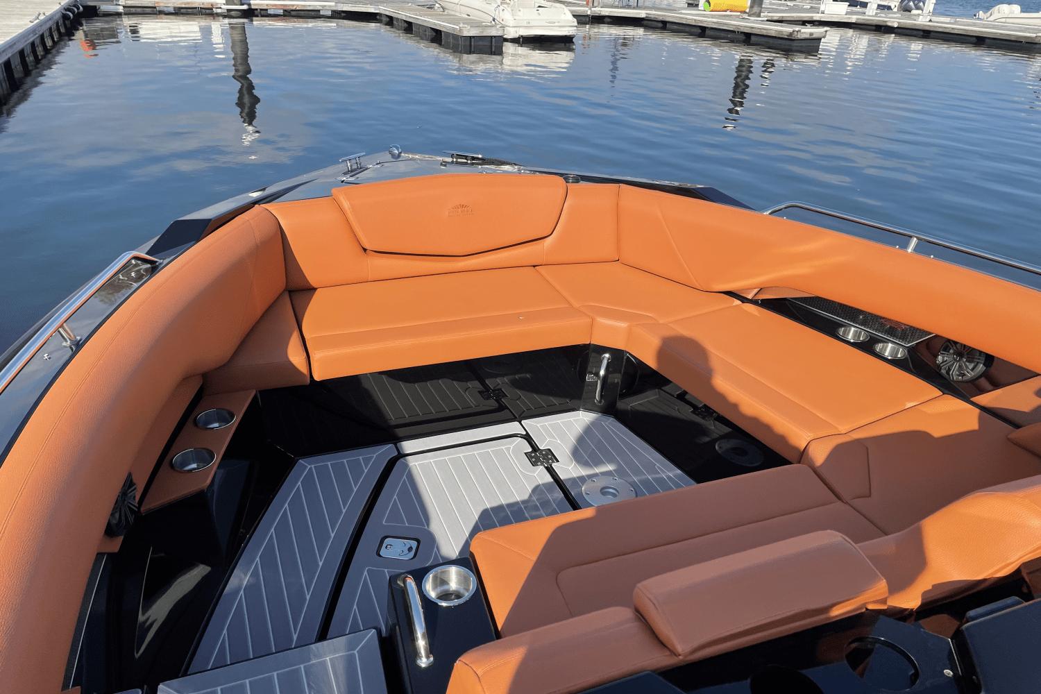 2021 cruiser yachts 338 cx