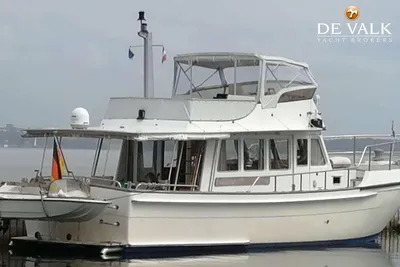 1994 Aquastar 43 Fisherman