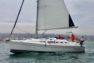 Hunter 38