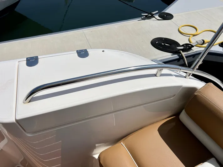 Sea Banshee Yacht Photos Pics Viking Princess 52 Flybridge 2000, boat seating area with railing and dock view.