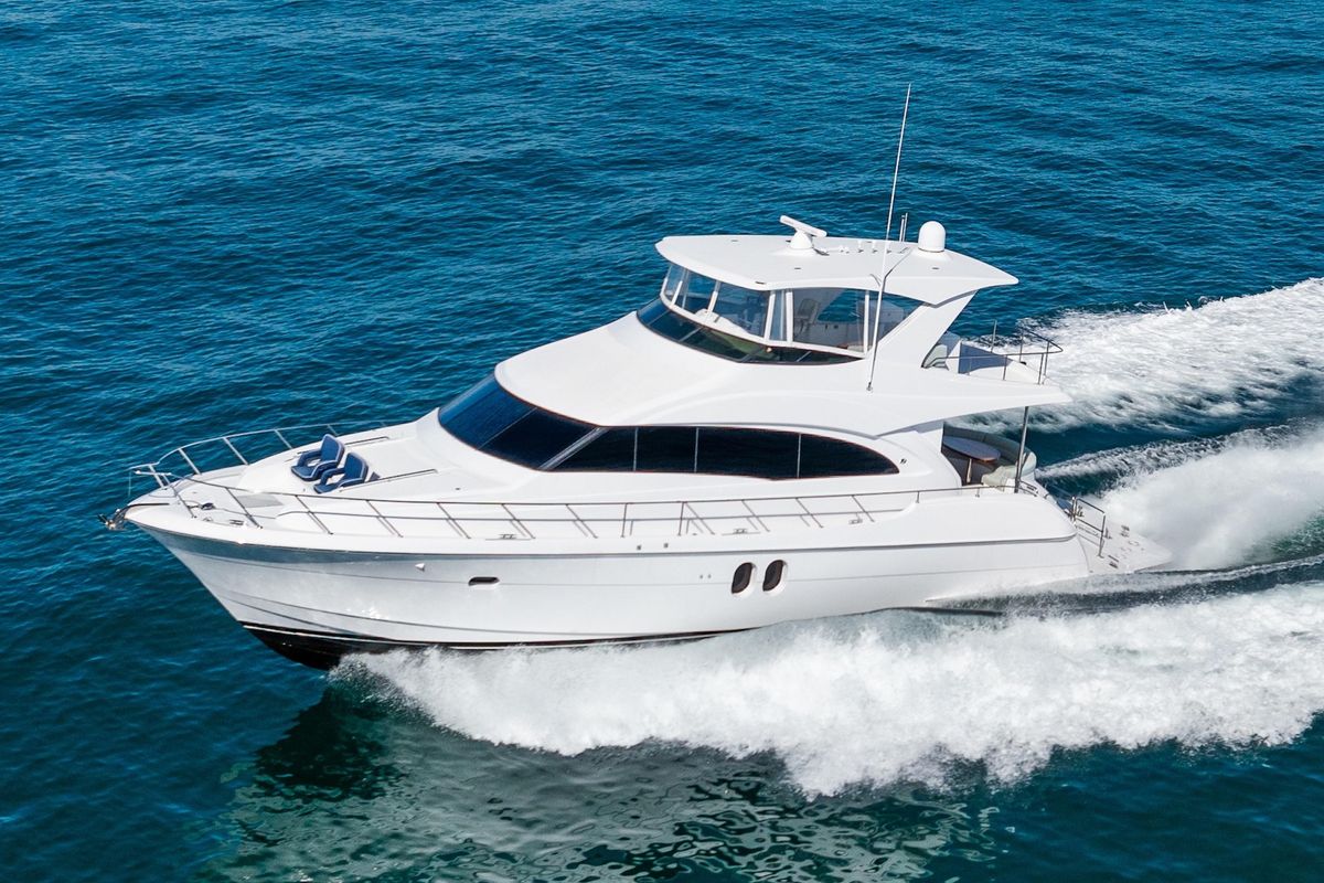 2013 Hatteras 60 