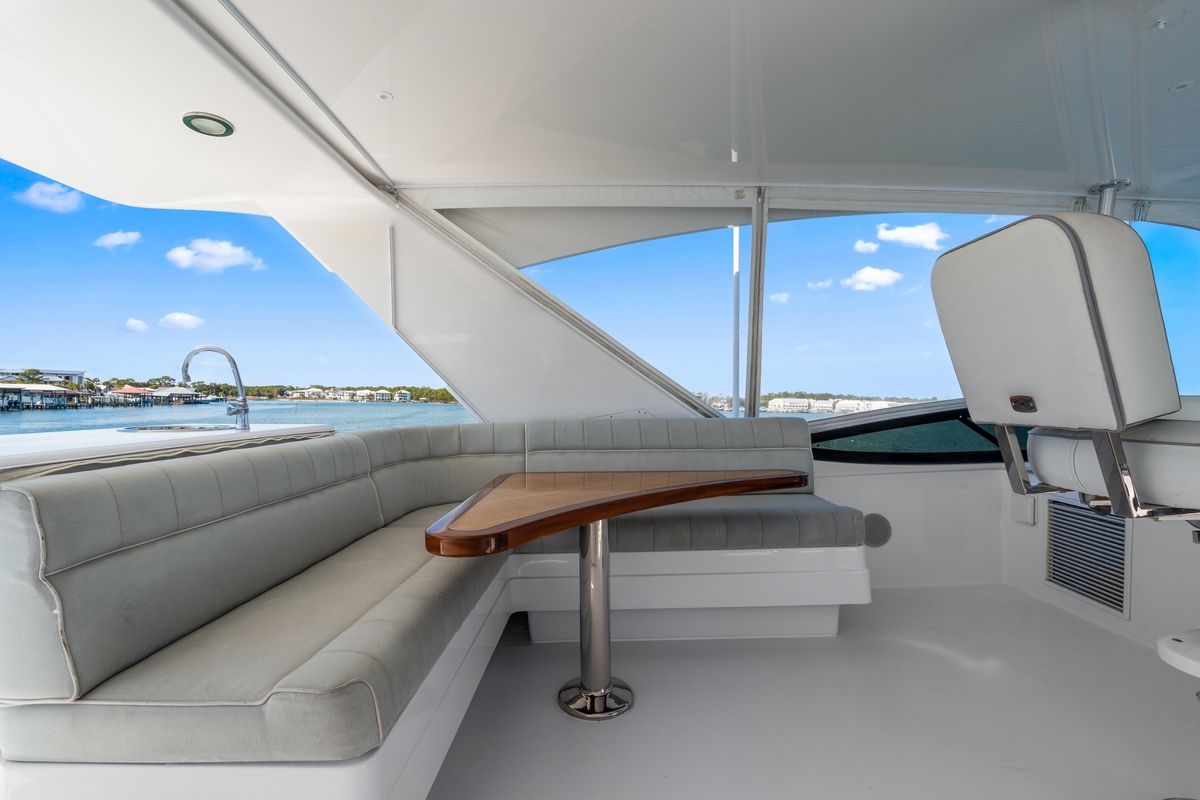 2013 Hatteras 60 