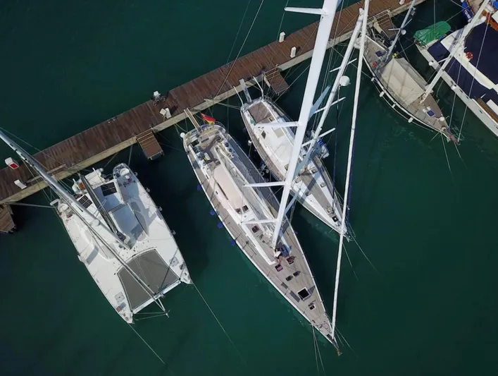 Toy Yacht Photos Pics 