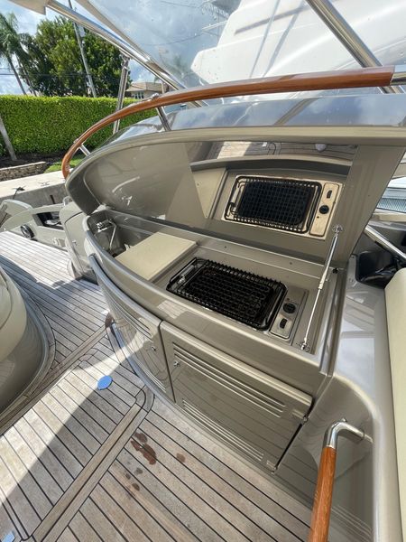 2012 Riva 52' le