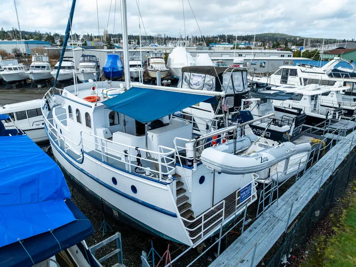 Zeta Yacht Photos Pics 