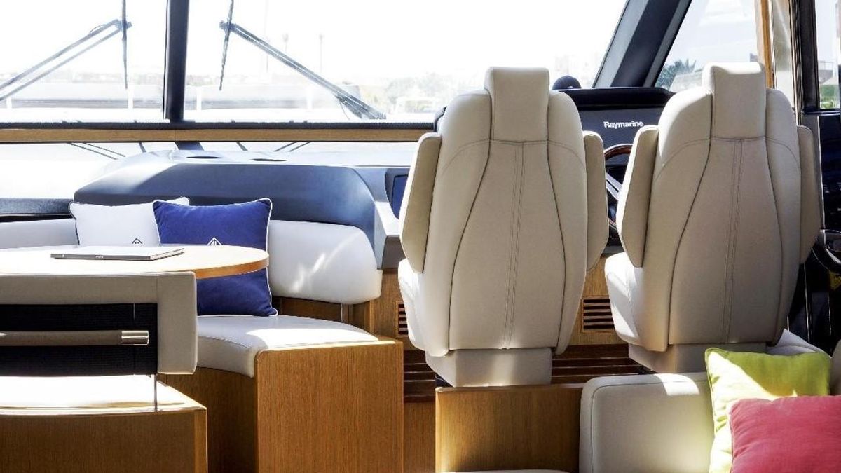 2015 Princess 72 