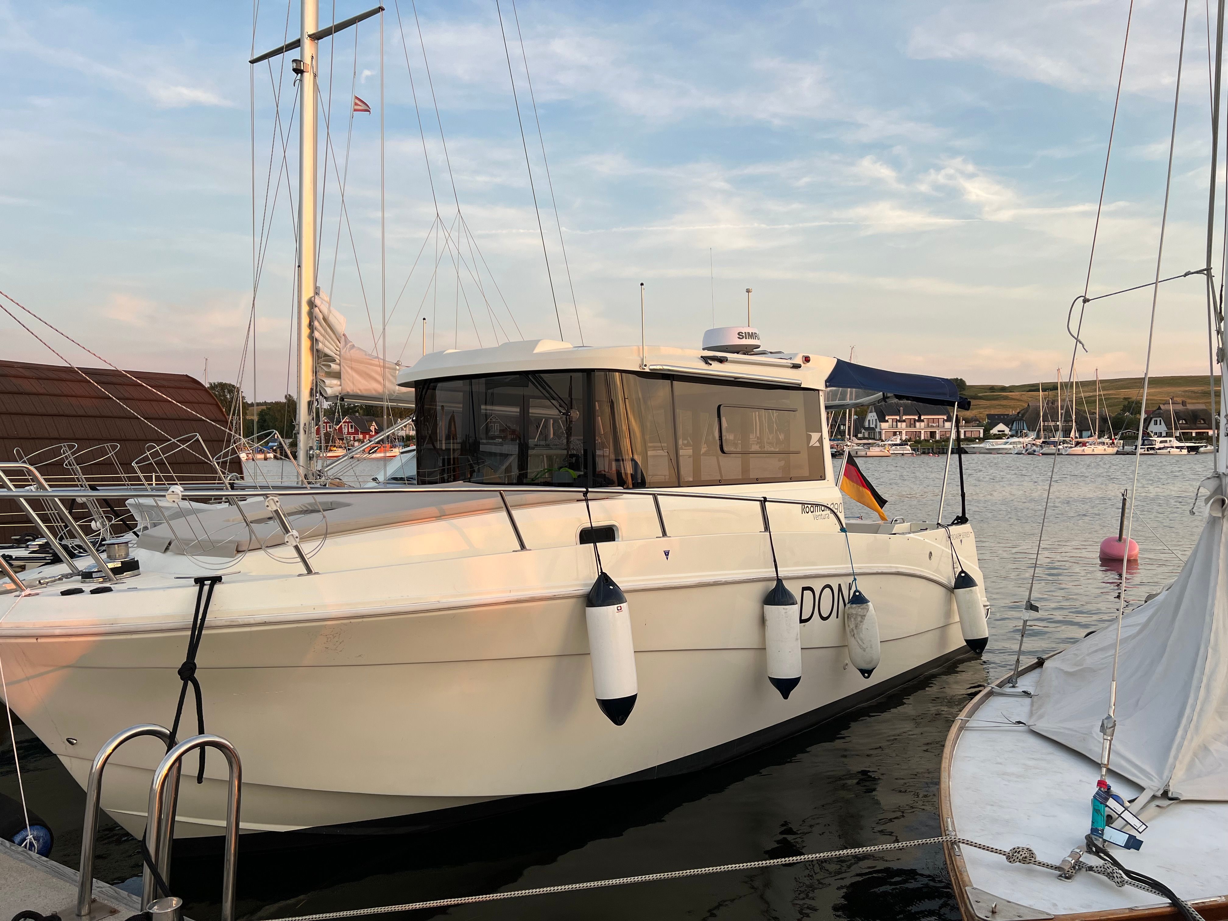 2017 Rodman Ventura 890 HT