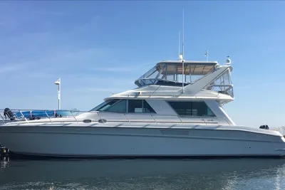 Sea Ray 550 Sedan Bridge