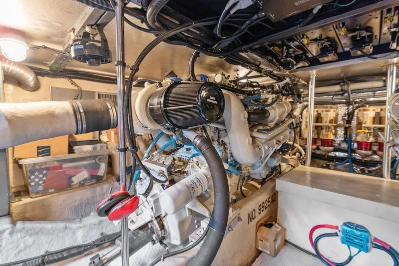 Too Many Options Yacht Photos Pics 