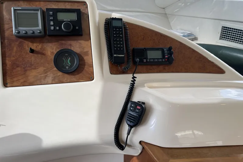  Yacht Photos Pics Lower Helm Controls III