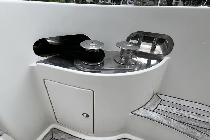  Yacht Photos Pics Warping Winch