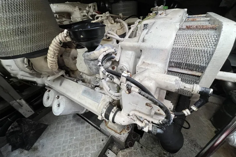  Yacht Photos Pics Engine Room IV