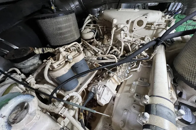  Yacht Photos Pics Engine Room II