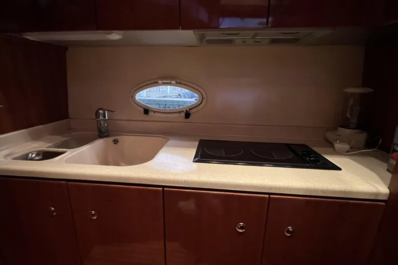  Yacht Photos Pics Galley II