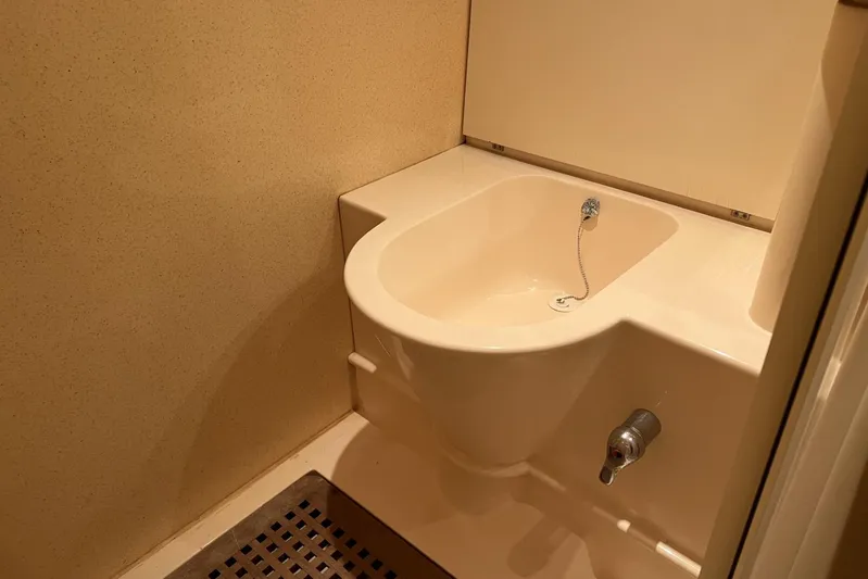  Yacht Photos Pics Bidet