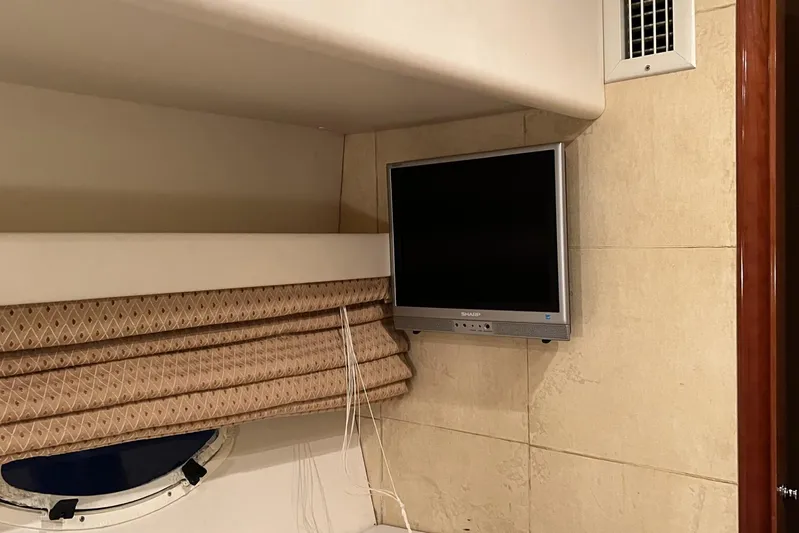  Yacht Photos Pics Guest Stateroom's TV